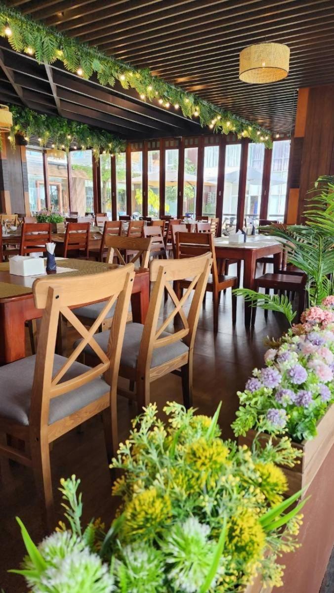 Blu Hotel Nakhon Phanom Exterior photo