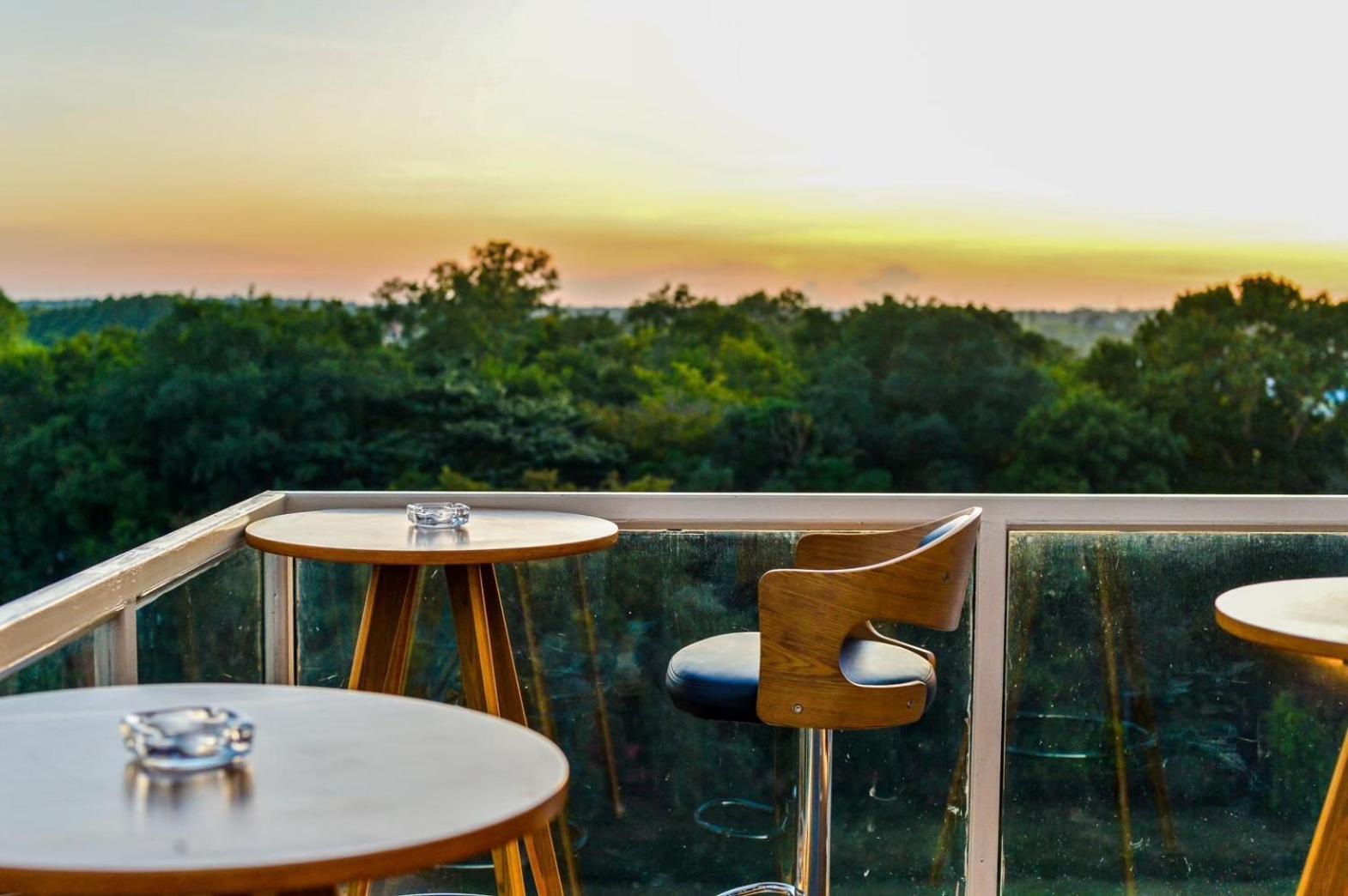 Blu Hotel Nakhon Phanom Exterior photo