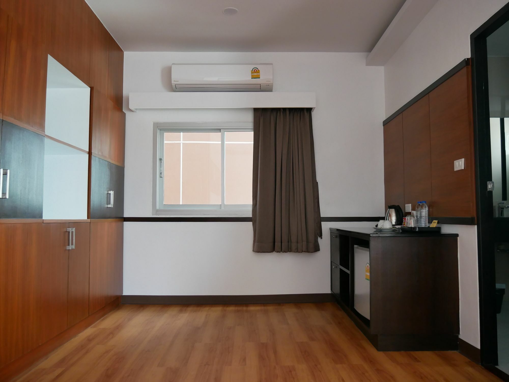 Blu Hotel Nakhon Phanom Exterior photo